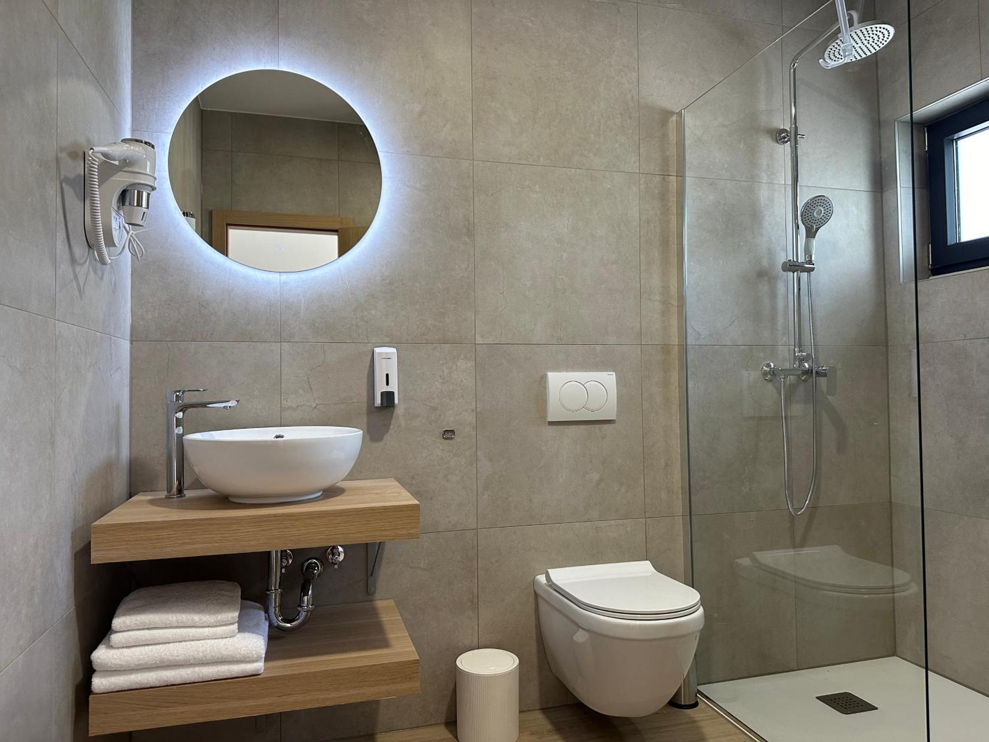 New In Airport Dubrovnik Apartment Mocici Exterior photo